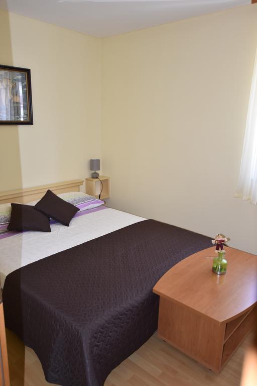 Apartman Sena 보디체 외부 사진